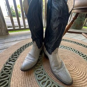 Laredo Black and Tan Western Boots